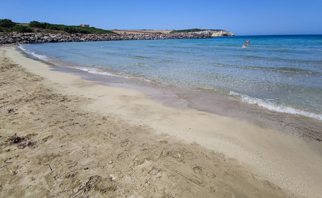 Foto de Spiaggia Di Is Benas con arena brillante superficie