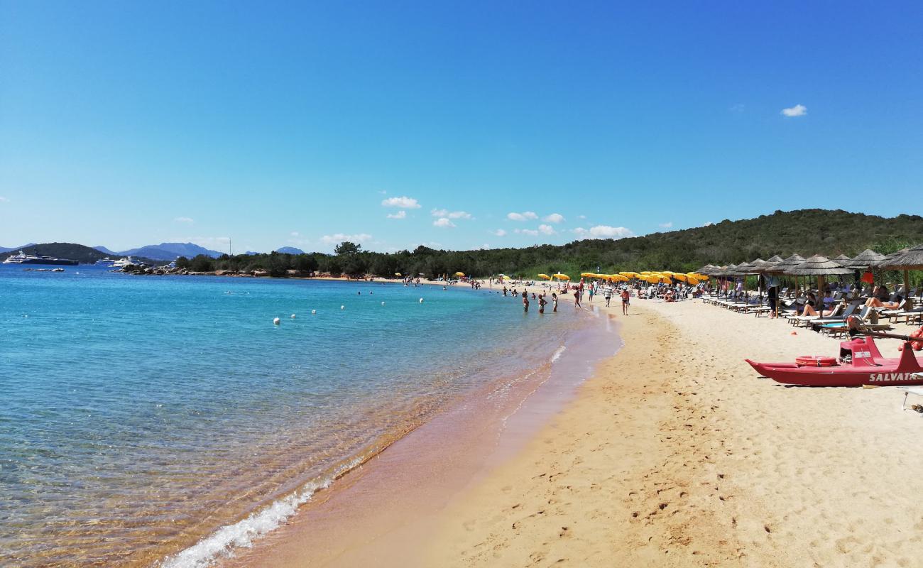 Foto de Beach Li Itriceddi con arena brillante superficie