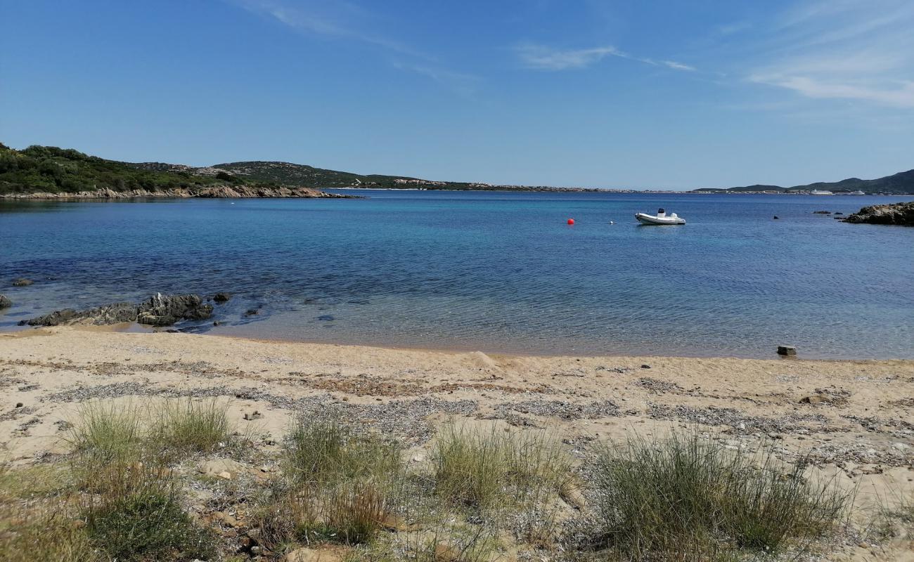 Foto de Spiaggia Gea con arena fina y guijarros superficie