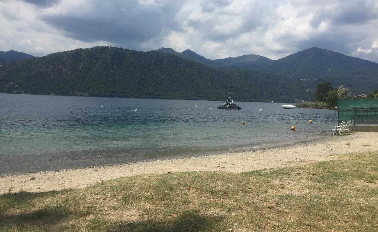 Foto de Spiaggia Libera l'Approdo con guijarro ligero superficie