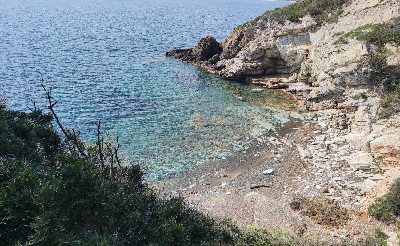 Foto de Cala Chiara con piedra superficie