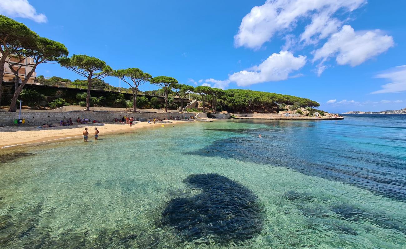 Foto de Spiaggia di Palau Vecchio con arena brillante superficie