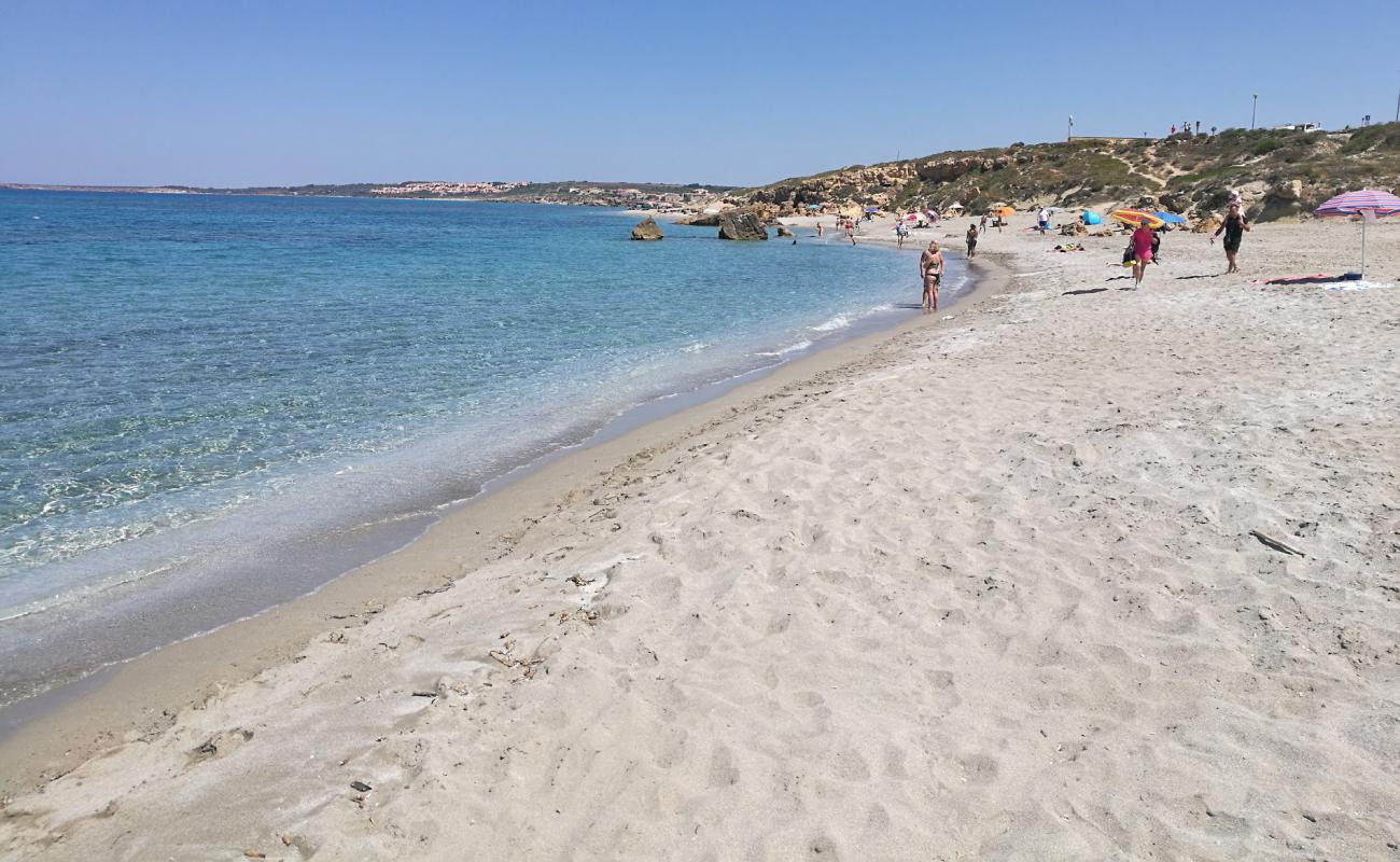 Foto de Spiaggia di Capo San Marco con arena gris superficie