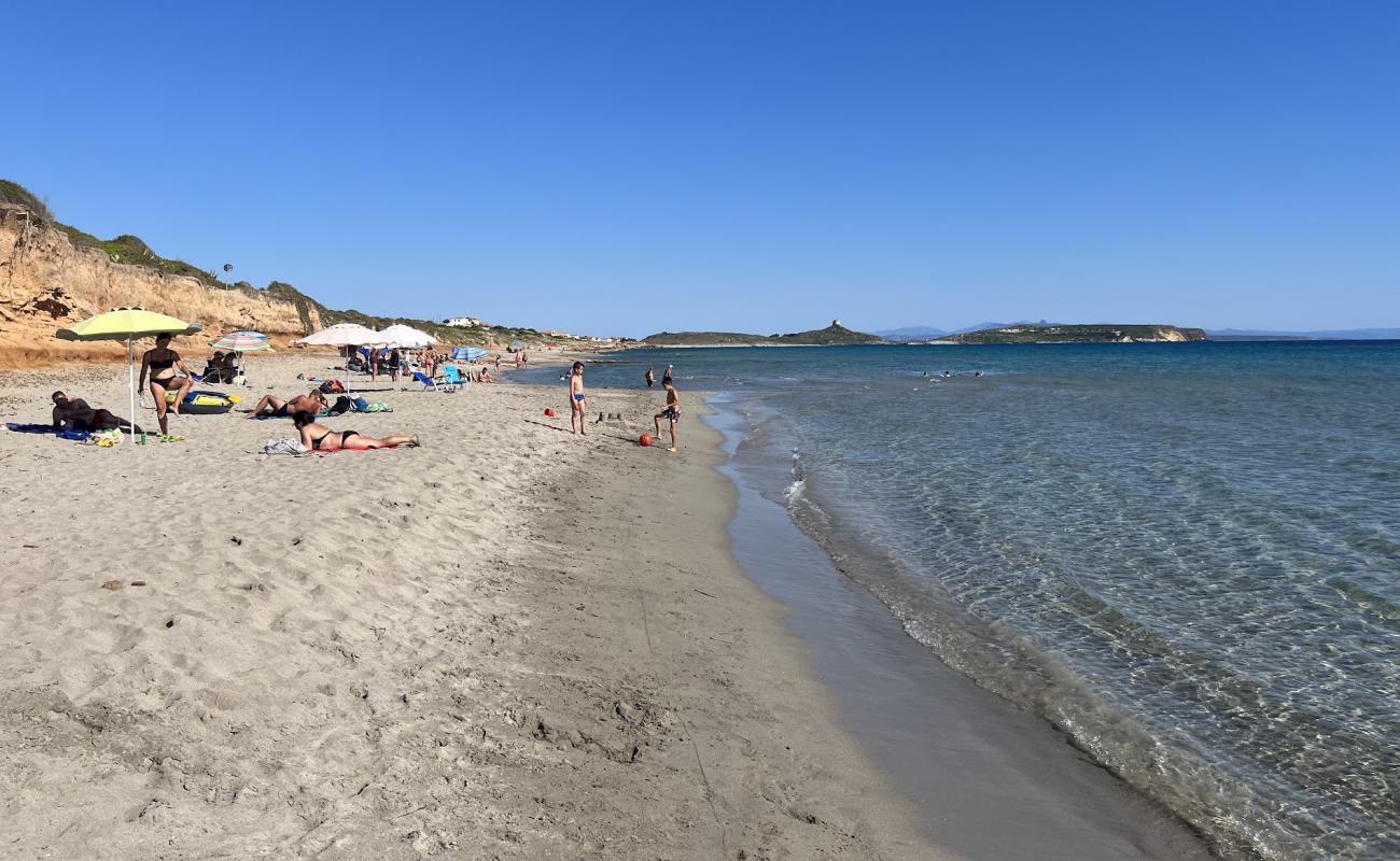 Foto de Spiaggia di Funtana Meiga con arena brillante superficie