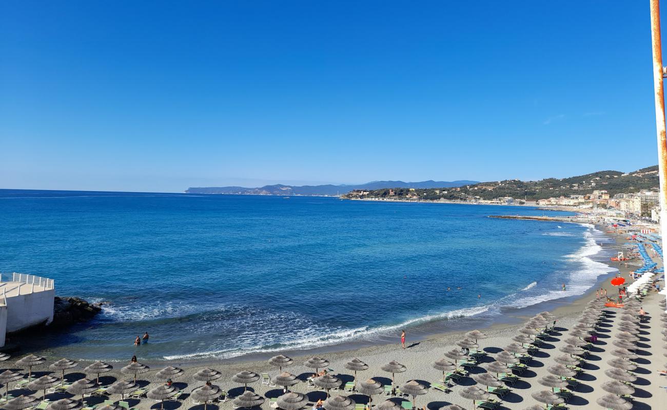 Foto de Nautilus Beach Varazze con guijarro fino gris superficie