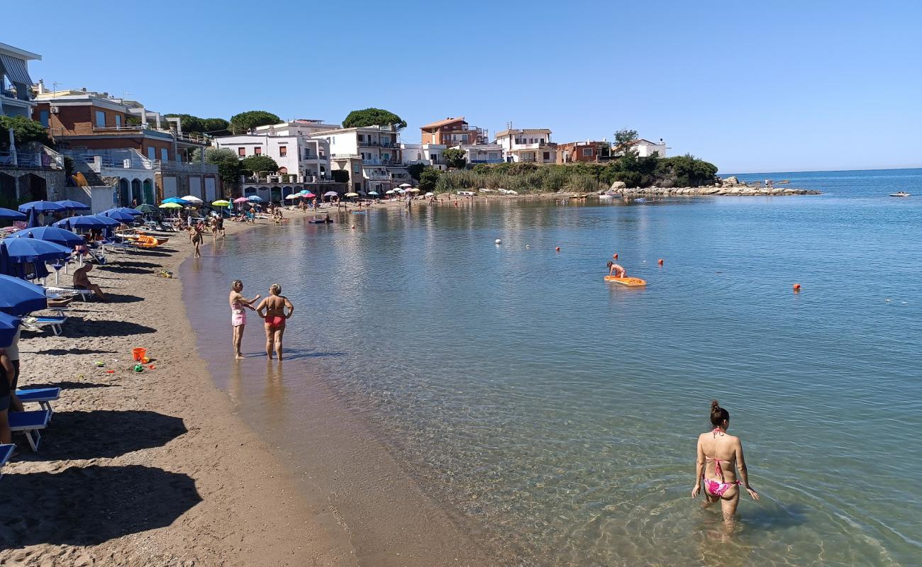 Foto de Spiaggia Sant'Agostino con arena brillante superficie