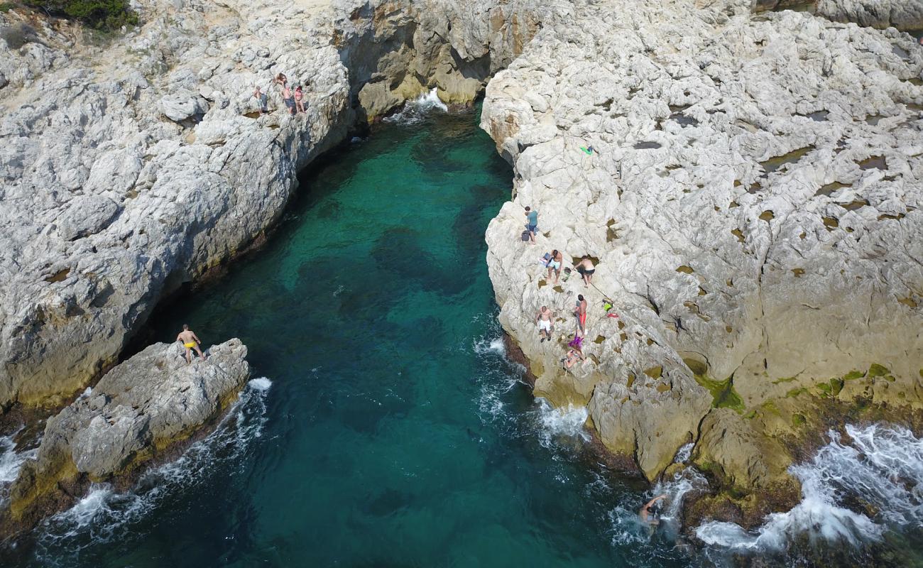 Foto de Batterie di Punta Rossa con piedra superficie