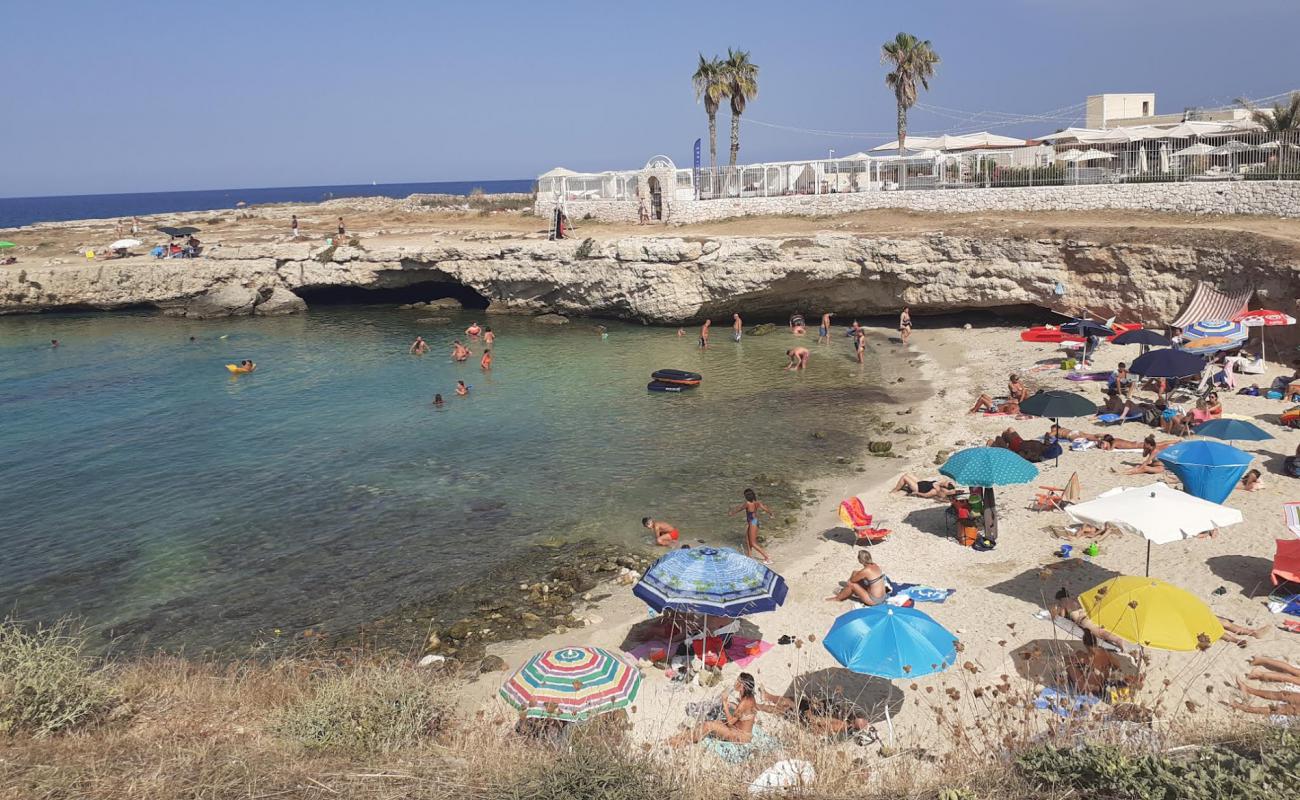 Foto de Cala Susca con arena brillante superficie