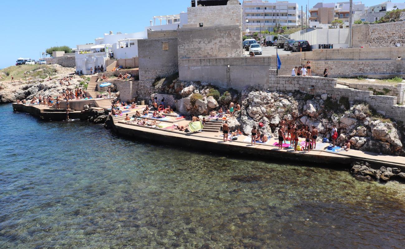 Foto de Cala Paguro con piedra superficie