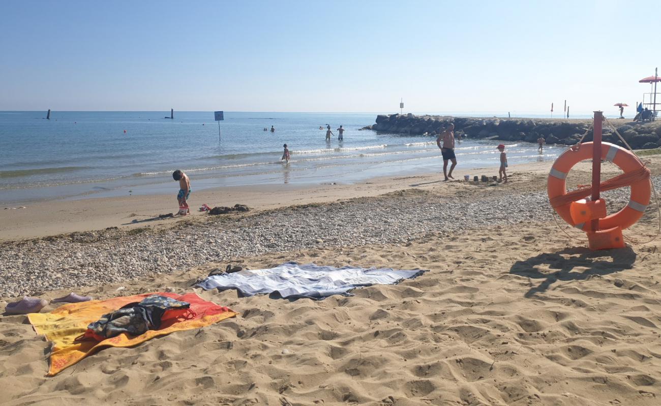 Foto de Spiaggia dei PuraVida con arena gris superficie