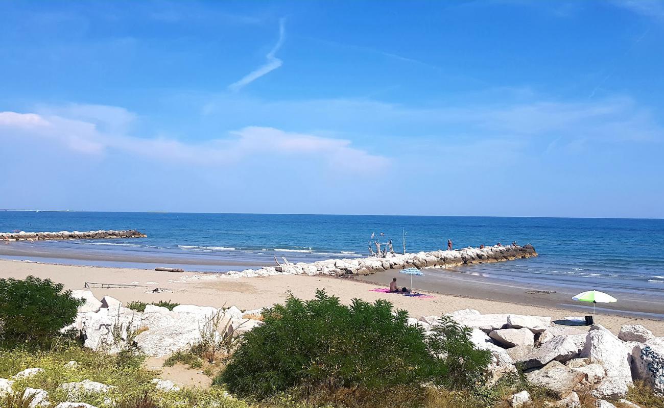 Foto de Murazzi Spiaggia Libera con arena brillante superficie