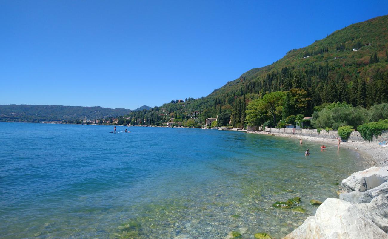 Foto de Spiaggia di Barbarano con guijarro fino gris superficie