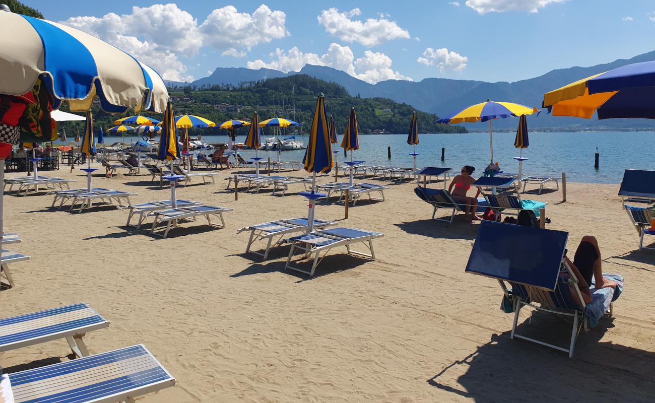 Foto de Lido di San Cristoforo con guijarro fino gris superficie