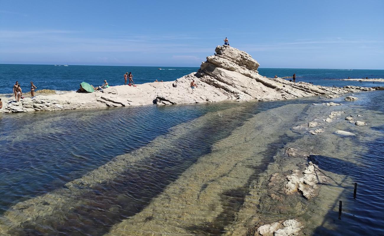 Foto de Seggiola del Papa con piedra superficie