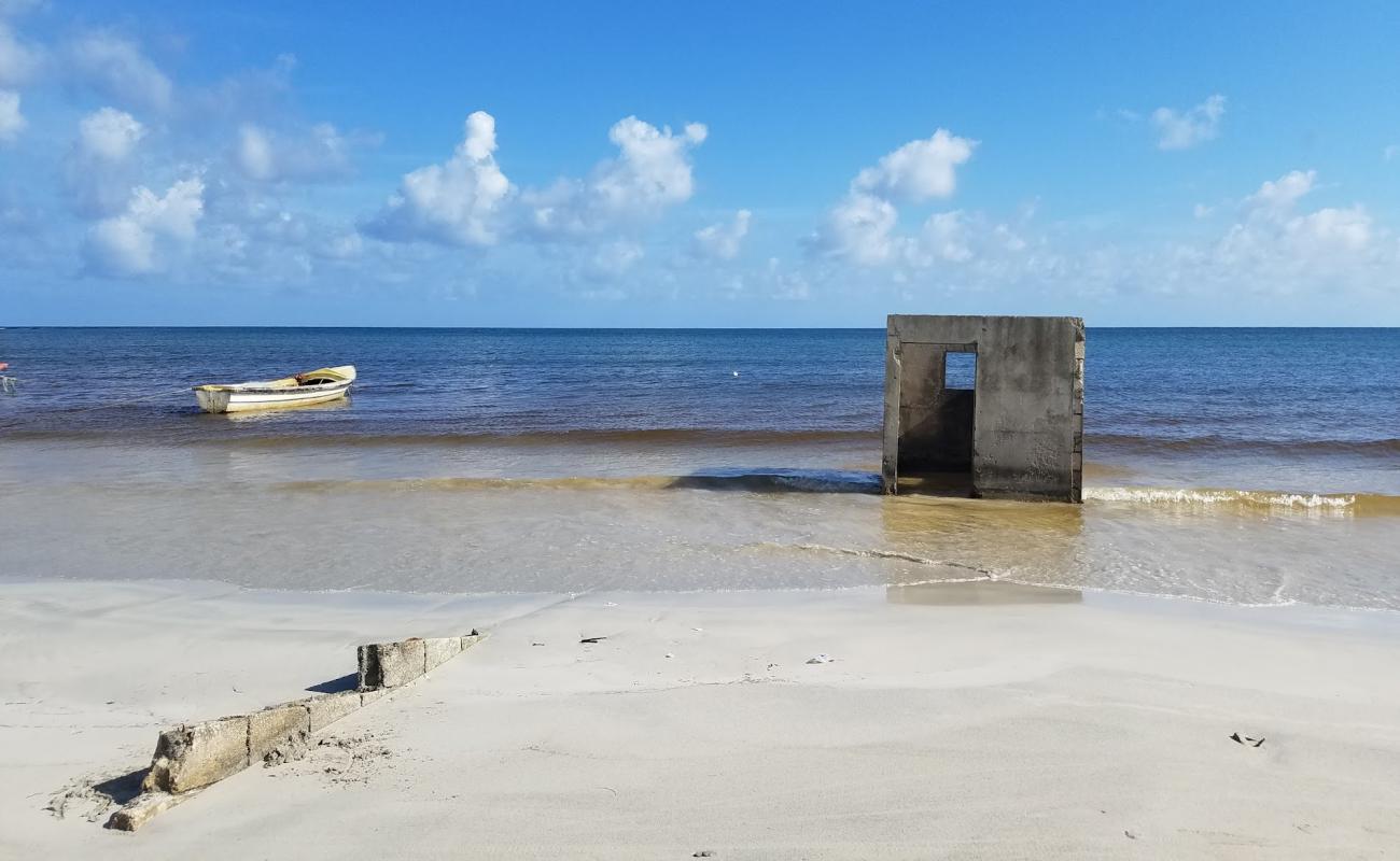 Foto de Rocky Point beach con brillante arena fina superficie