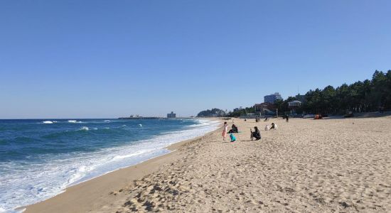 Songjeong Beach