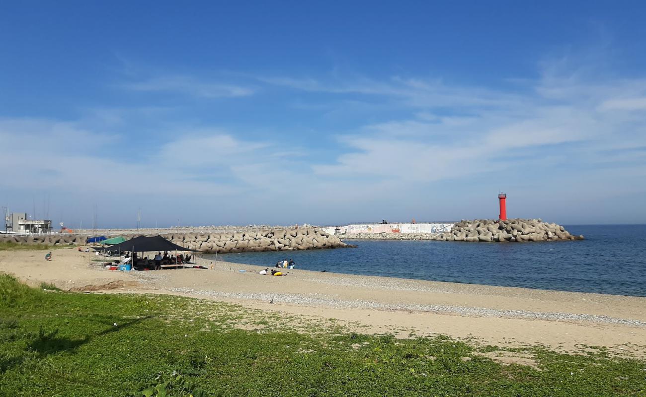 Foto de Gyeongju Beach con guijarro gris superficie