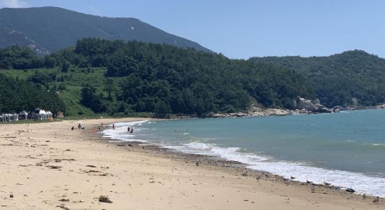 Ikgeum Beach