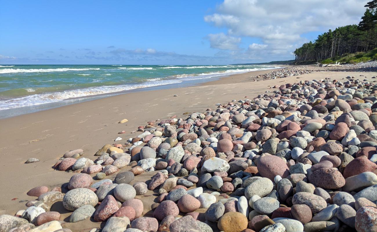 Foto de Vejciems beach con arena brillante superficie