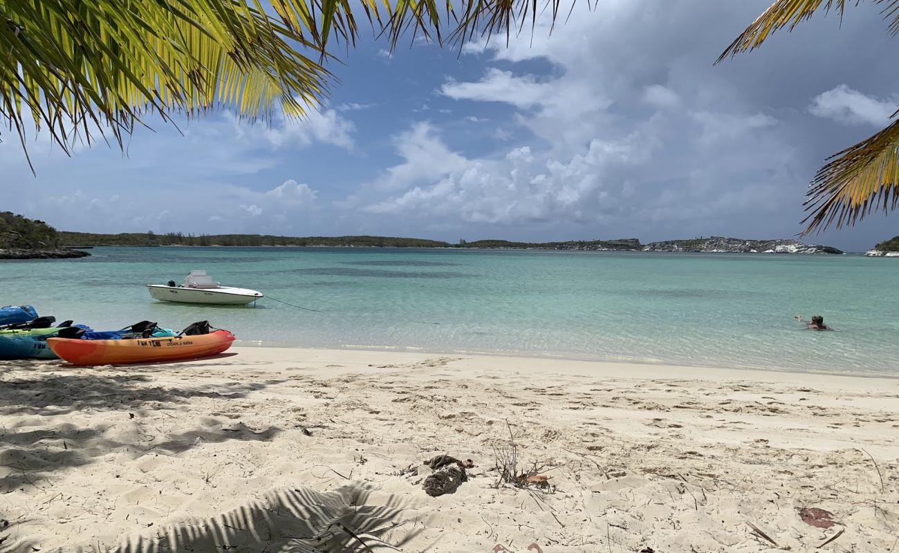 Foto de Stingray beach con arena fina blanca superficie