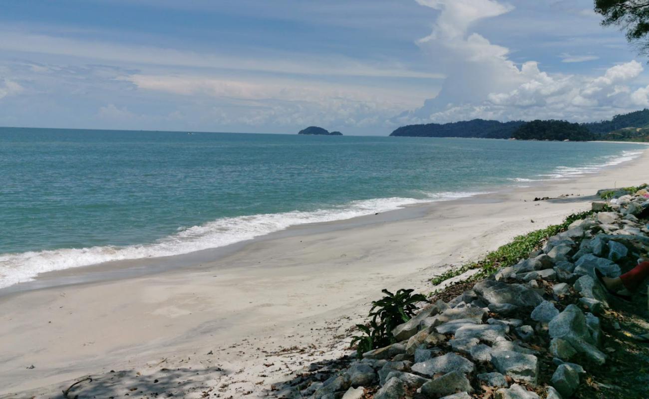 Foto de Pasir Panjang Beach con brillante arena fina superficie