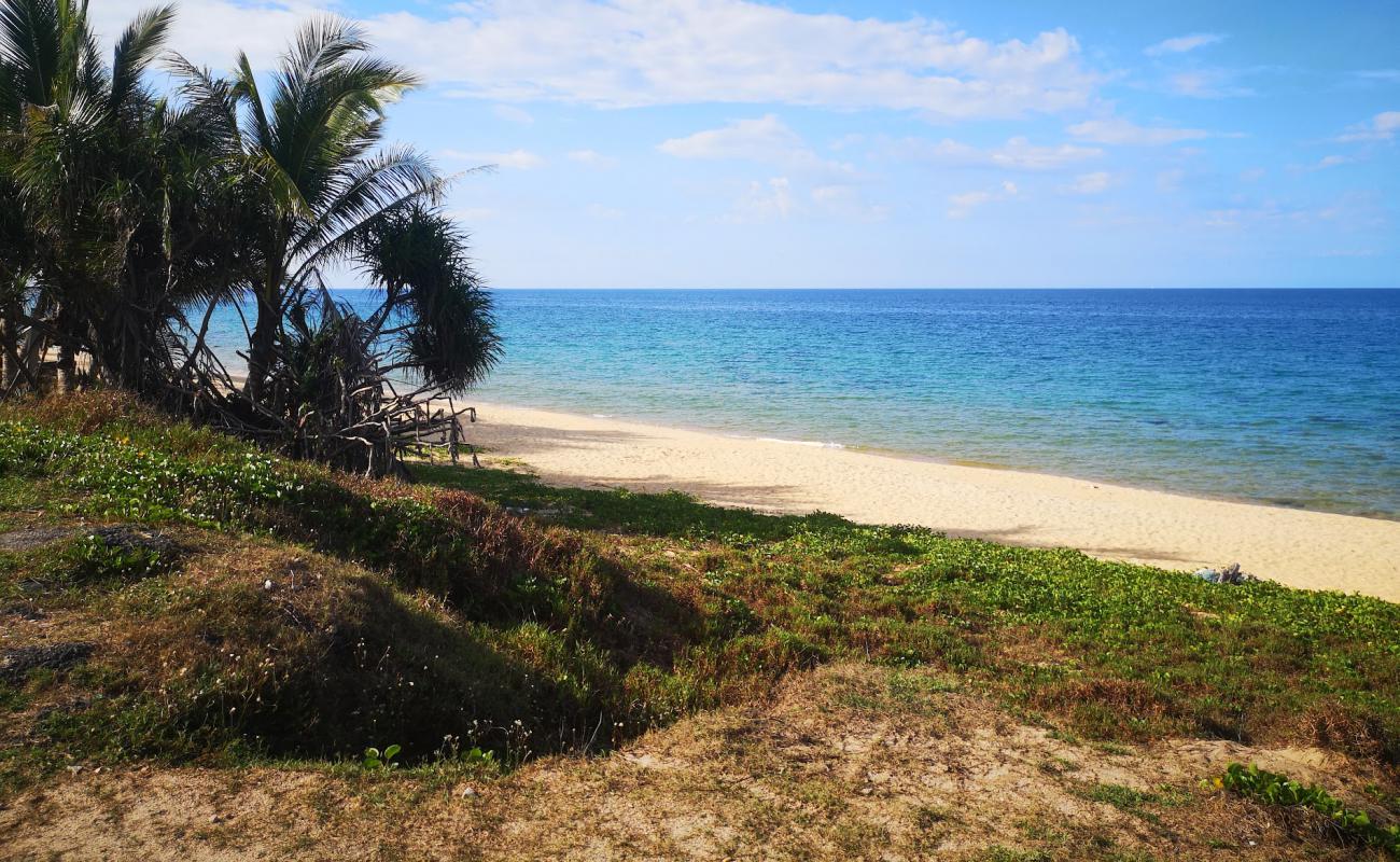 Foto de Rantau Abang Beach con arena brillante superficie