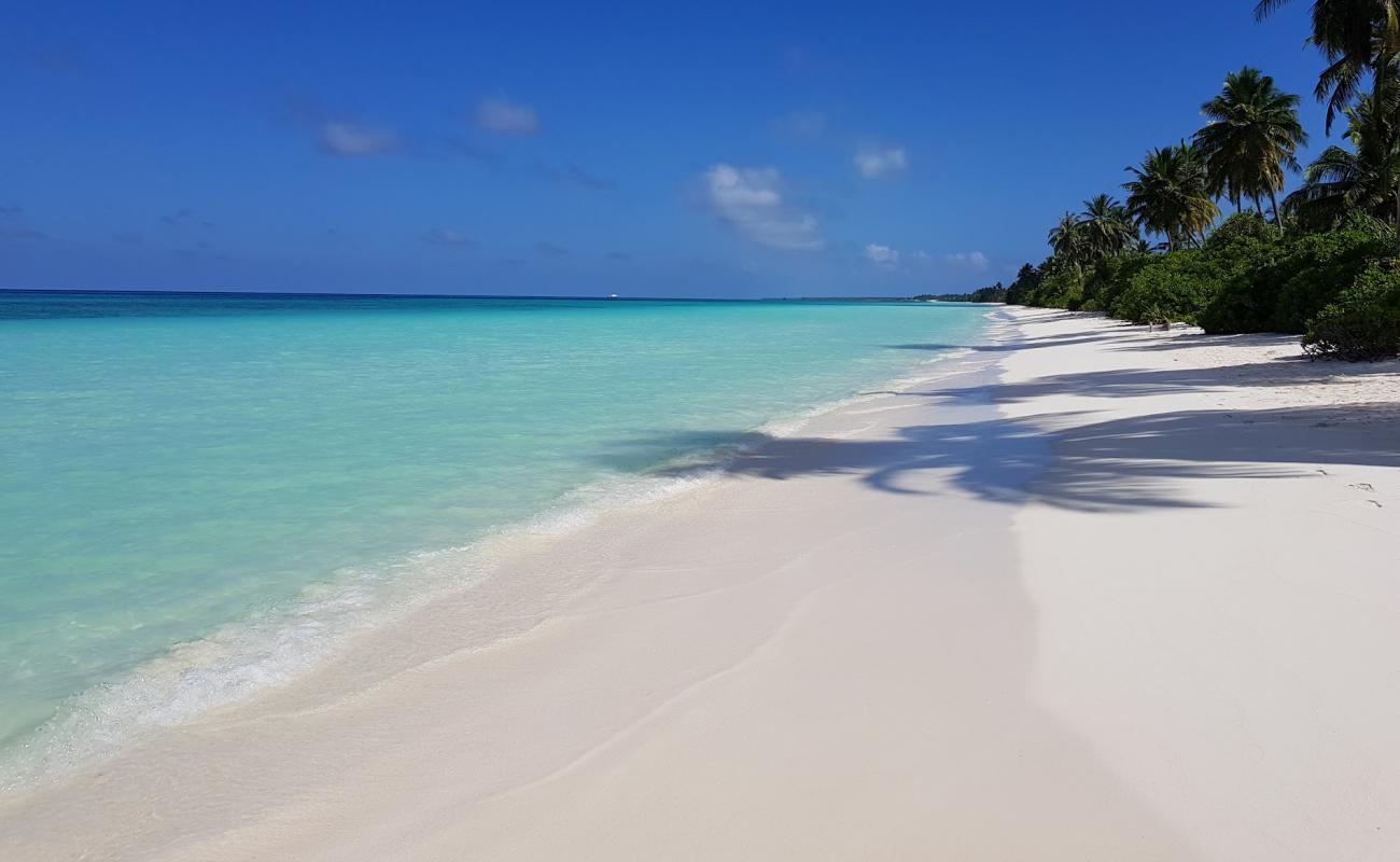 Foto de Playa Mukurimagu con arena fina blanca superficie