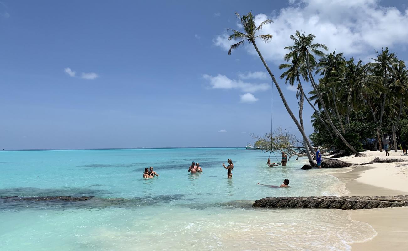 Foto de Playa de Fulidhoo Thundi con arena fina blanca superficie