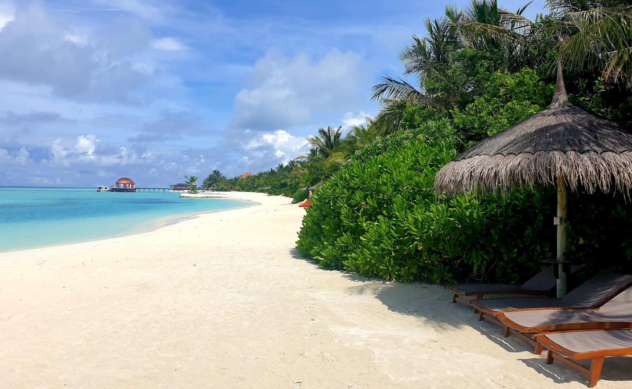 Foto de Playa de Maadhoo con arena fina blanca superficie