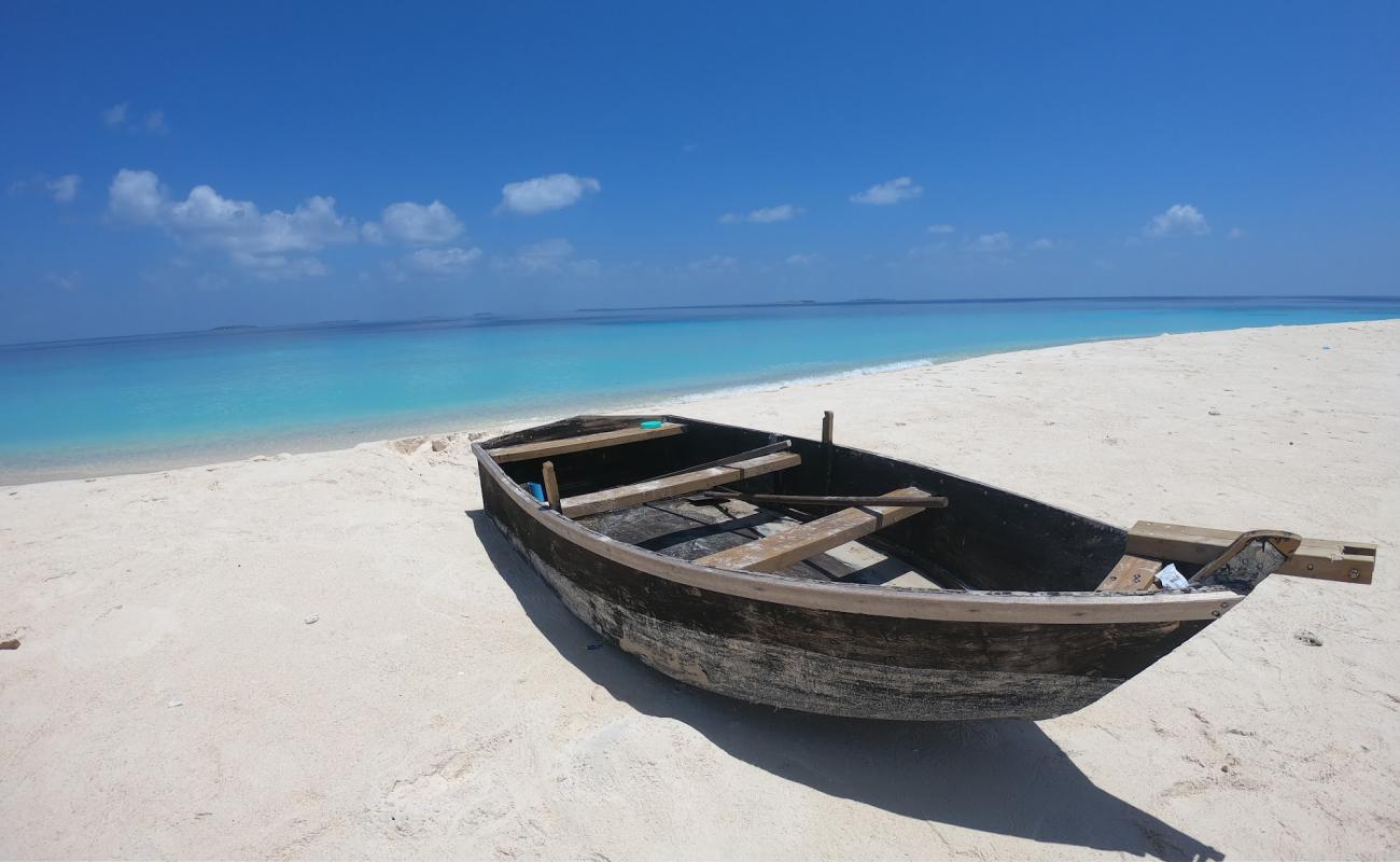 Foto de Inguraidhoo Island Beach con arena brillante superficie