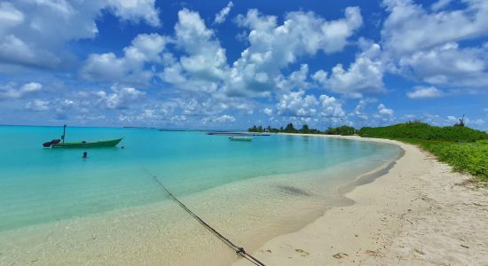 Dhidhoo beach