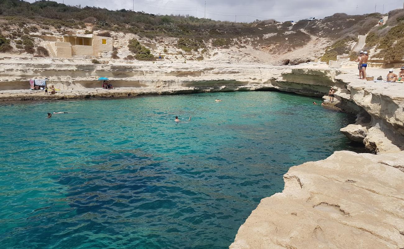 Foto de Il-Kalanka beach con piedra superficie