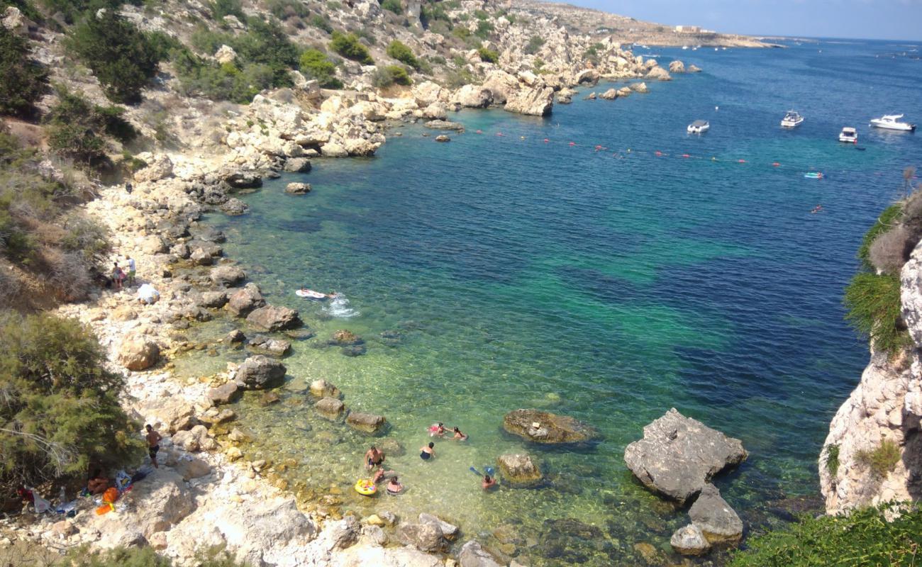 Foto de Fekruna Beach con piedra superficie