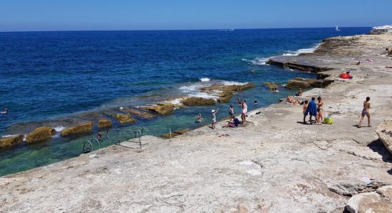 Qui-Si-Sana Beach