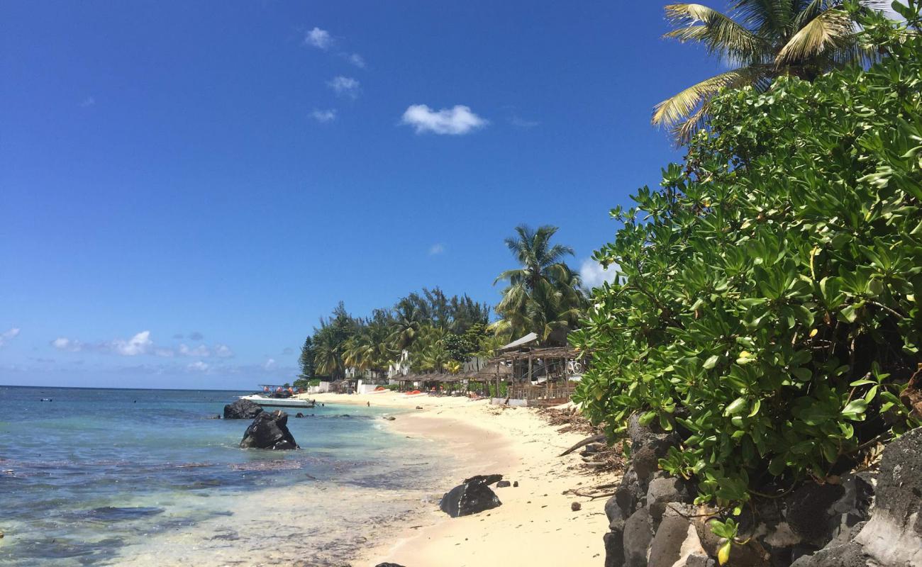 Foto de Pointe Aux Piments Beach II con arena fina y guijarros superficie