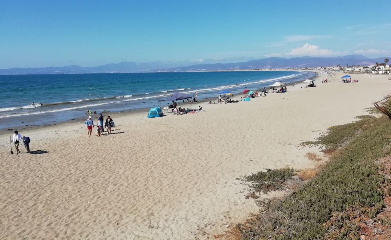 Foto de Playa Arenosa con arena brillante superficie