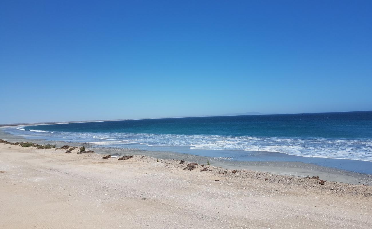 Foto de Playa Bahía Asunción con arena oscura superficie