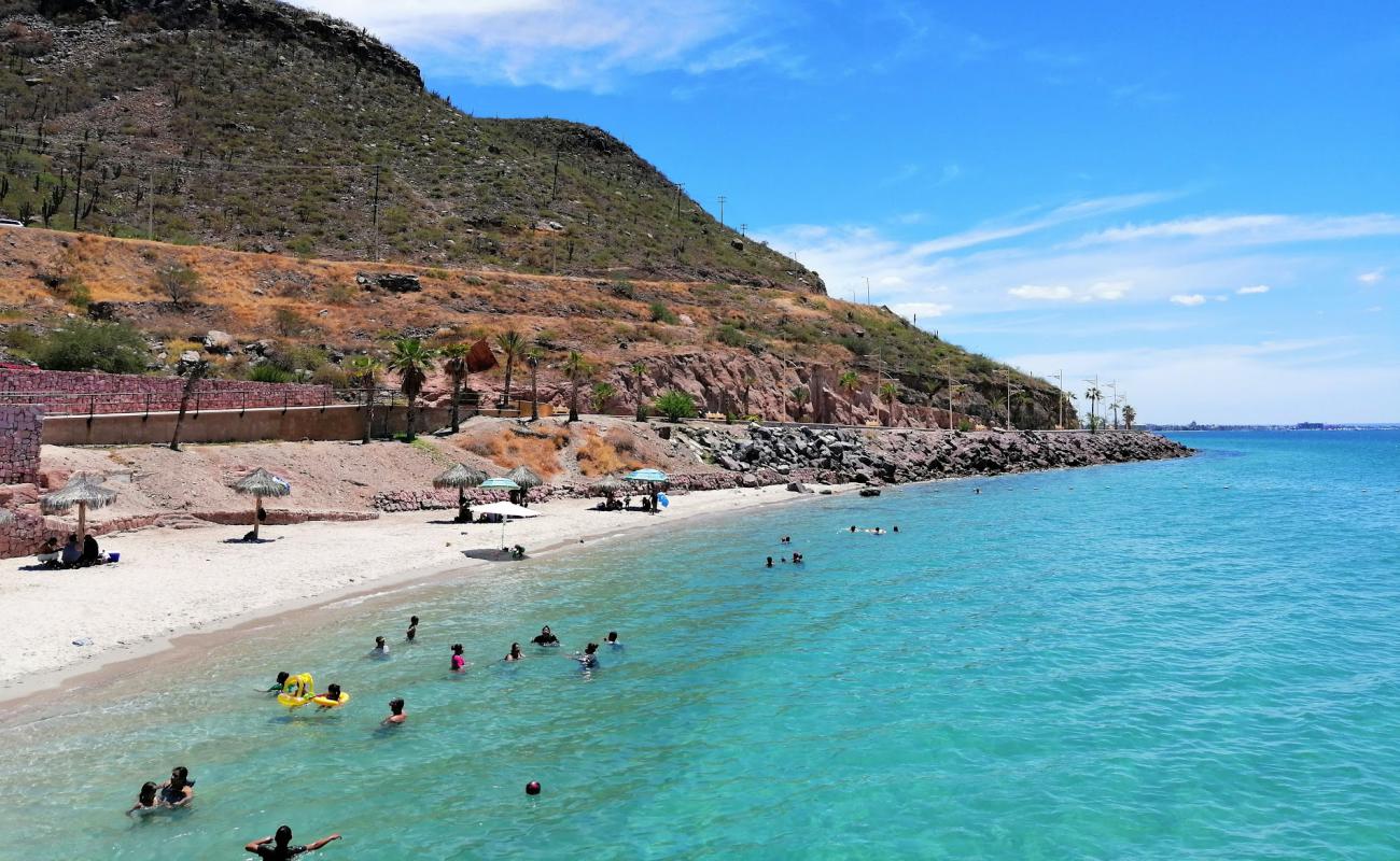 Foto de La Playa Coromuel con arena brillante superficie