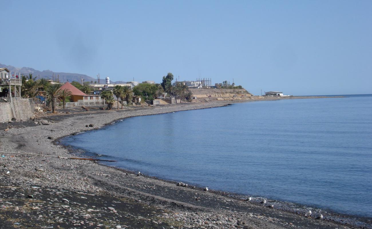 Foto de Playa Santa Rosalia con guijarro negro superficie