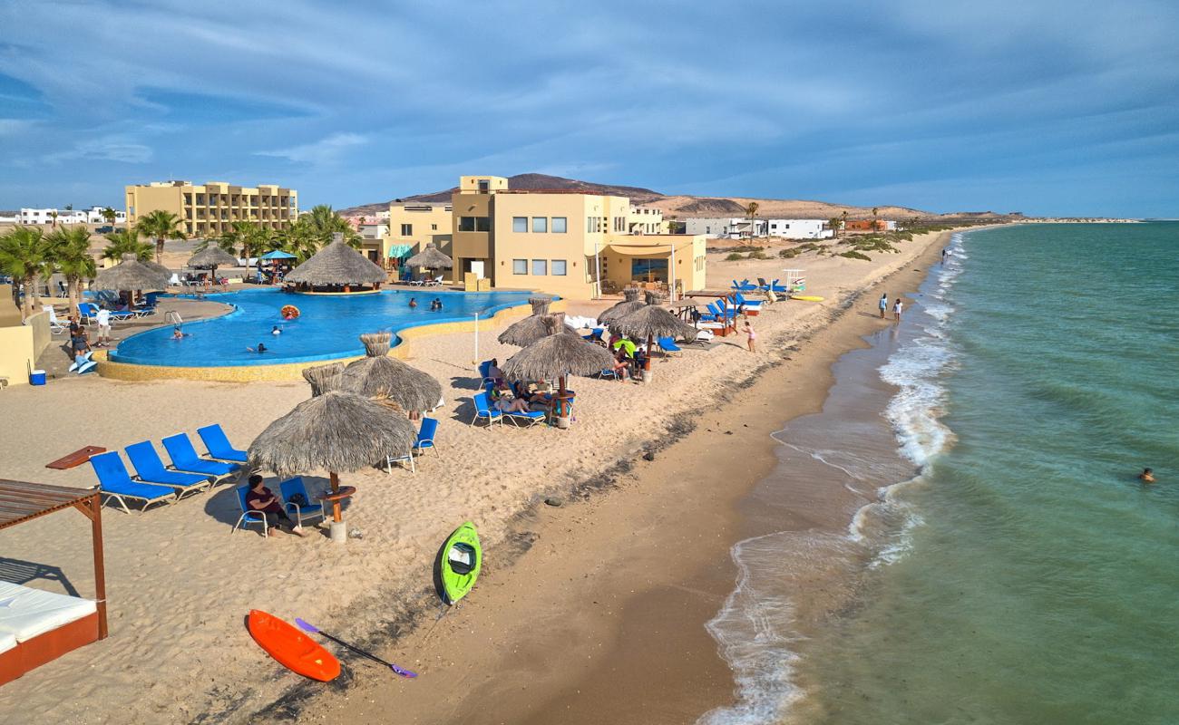 Foto de Playa Laguna con arena brillante superficie