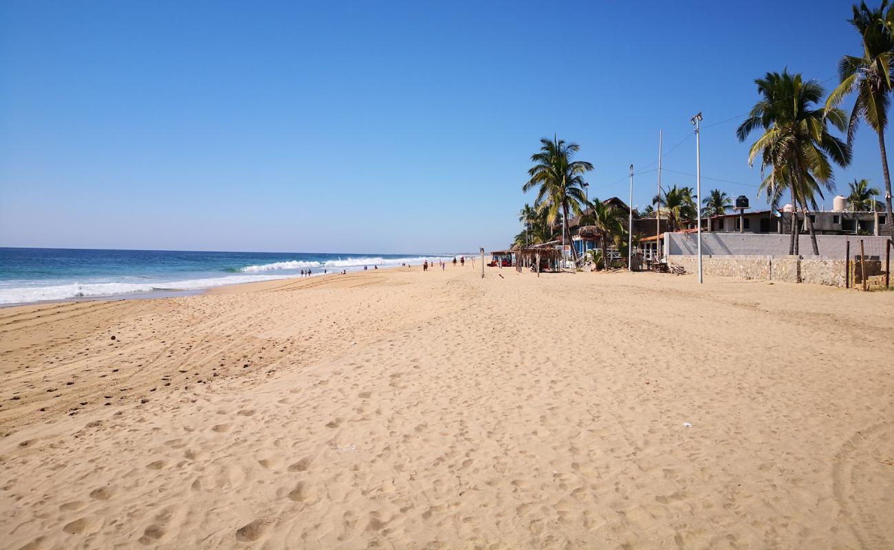 Foto de Playa Pie de La Cuesta con arena brillante superficie