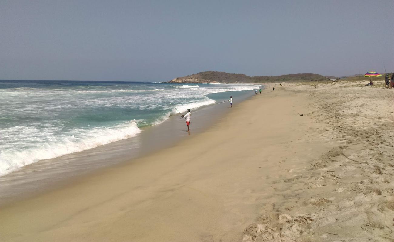 Foto de Playa la Encomienda con arena brillante superficie