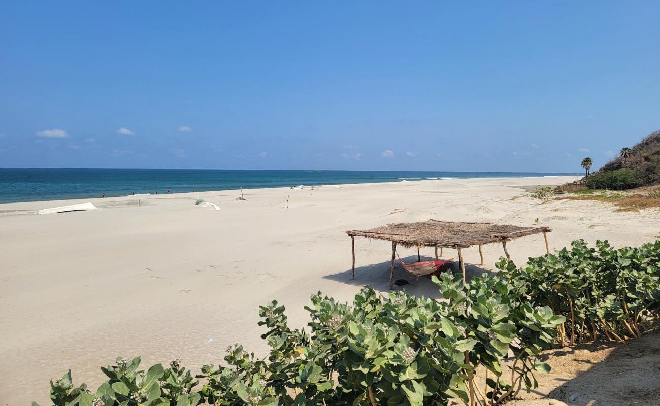 Foto de Playa Chipehua con arena brillante superficie