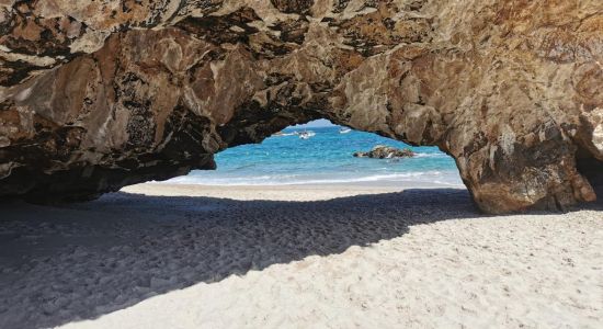 Playa la nopalera beach