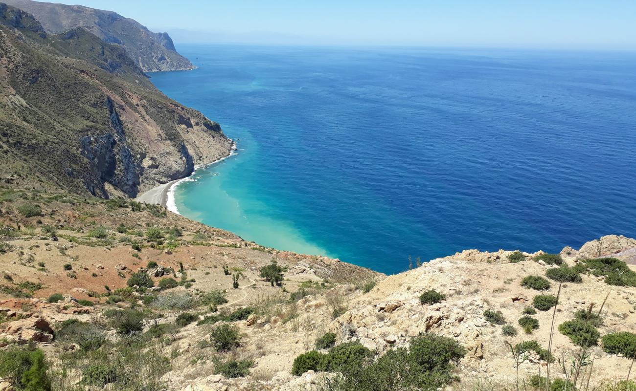 Foto de Plage Taoussarte con guijarro gris superficie