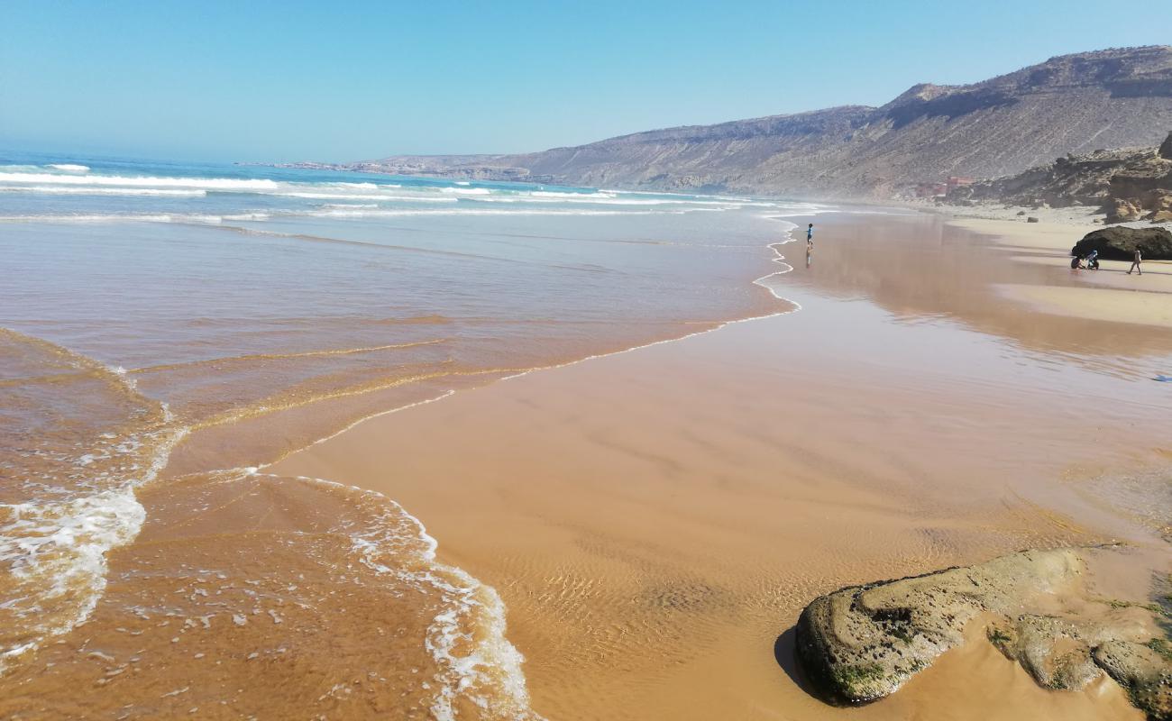 Foto de Plage Tildi con arena oscura superficie