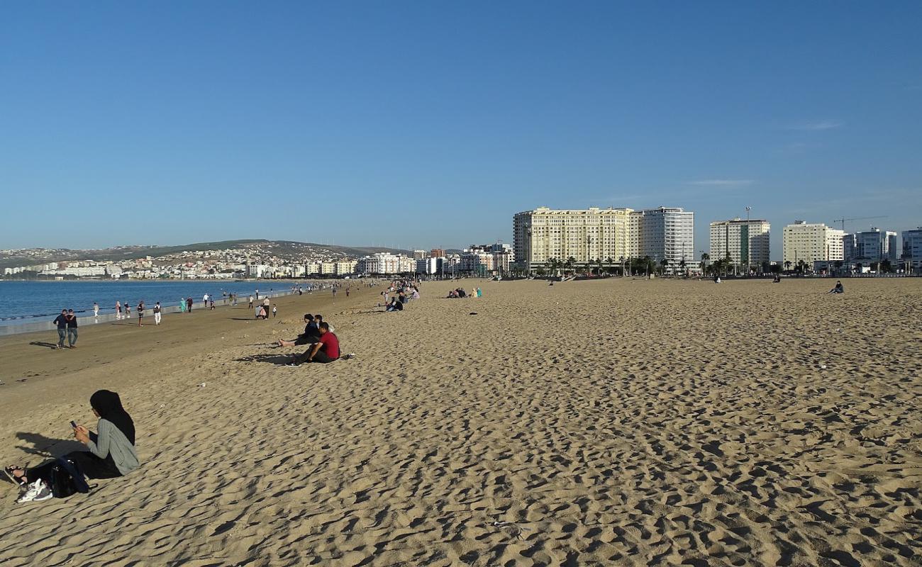 Foto de Playa Malabata (Tánger) con arena brillante superficie