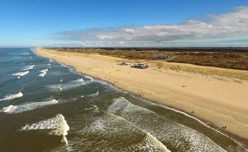 Foto de Ecomare beach con arena brillante superficie