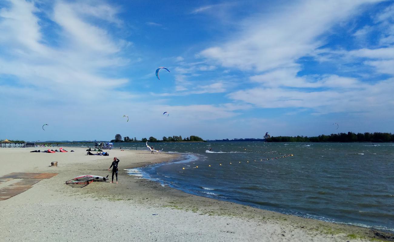 Foto de Playa Blijburg con arena brillante superficie