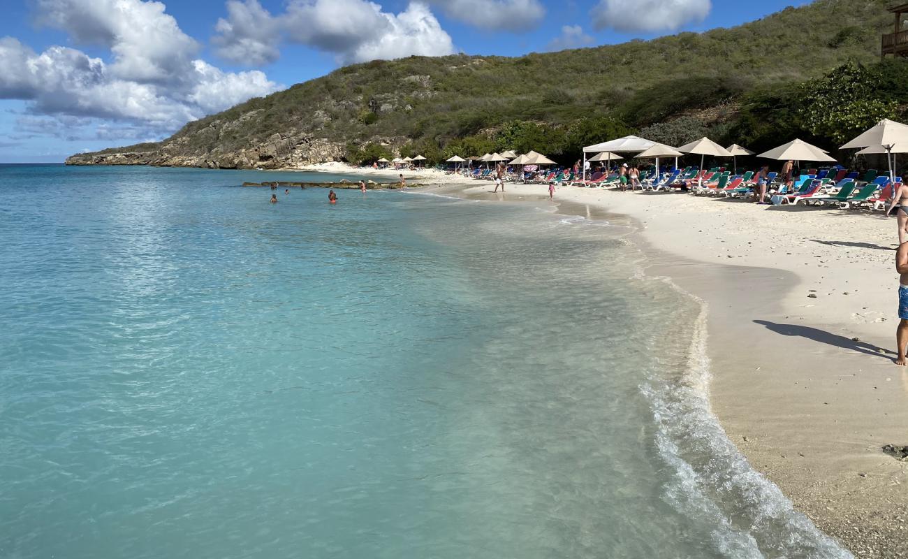 Foto de Playa Porto Marie con arena brillante superficie